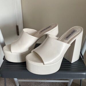 Disco white Steve Madden shoes size 7.5